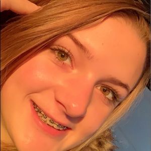 Meet your Posher, Hailey